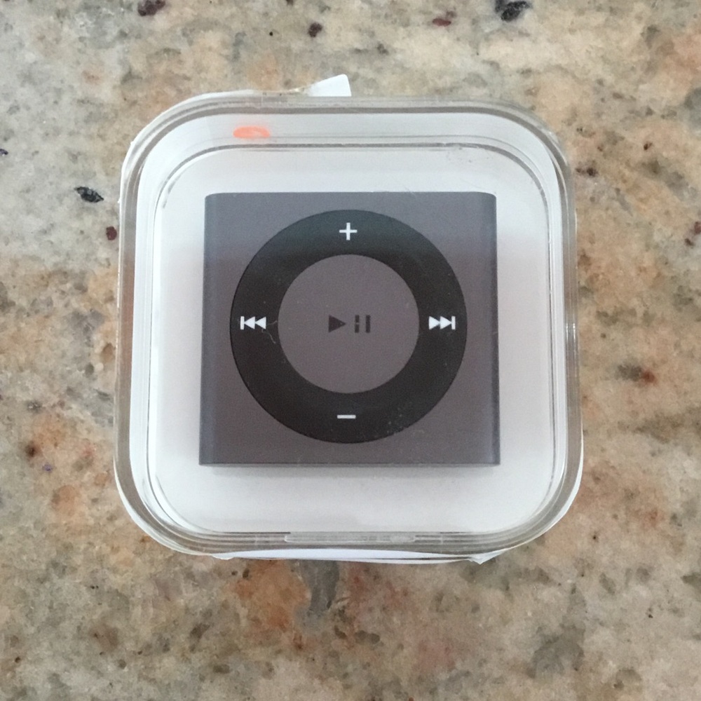 NEW Apple iPod Shuffle 2GB Model A1373 Factory Sealed New In Box